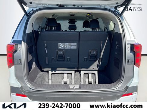 New 2026 Kia Carnival EX image 12
