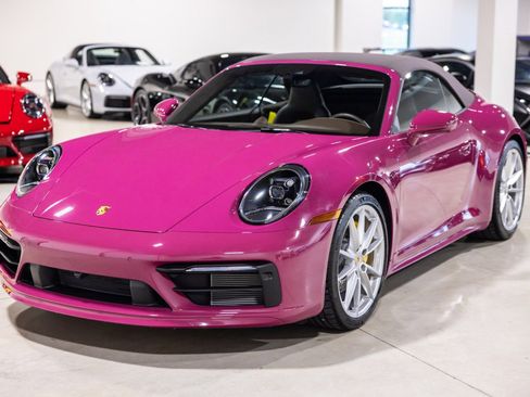 Used 2023 Porsche 911 Carrera w/ Premium Package RWD image 12