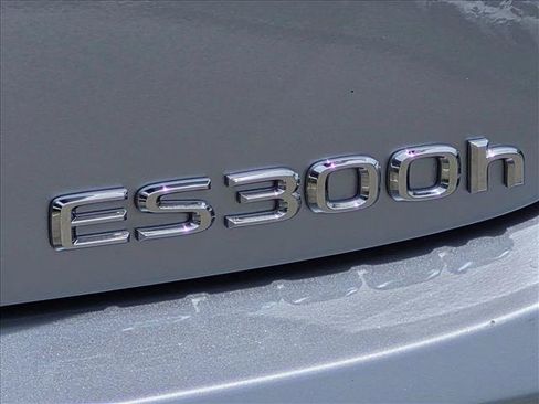 Used 2025 Lexus ES 300h w/ Premium Package FWD image 20