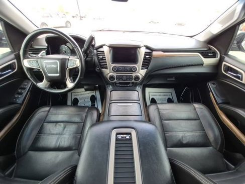 Used 2018 GMC Yukon Denali w/ Denali Ultimate Package AWD/4WD image 29