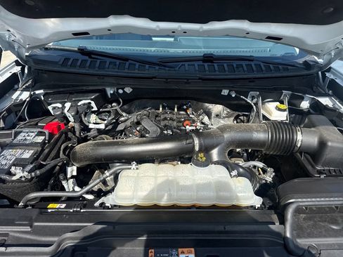 Used 2025 Ford Expedition Platinum AWD/4WD image 36