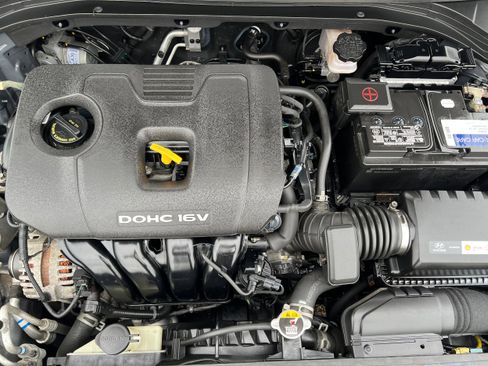 Used 2017 Hyundai Elantra Limited w/ Limited Ultimate Package 09 image 10