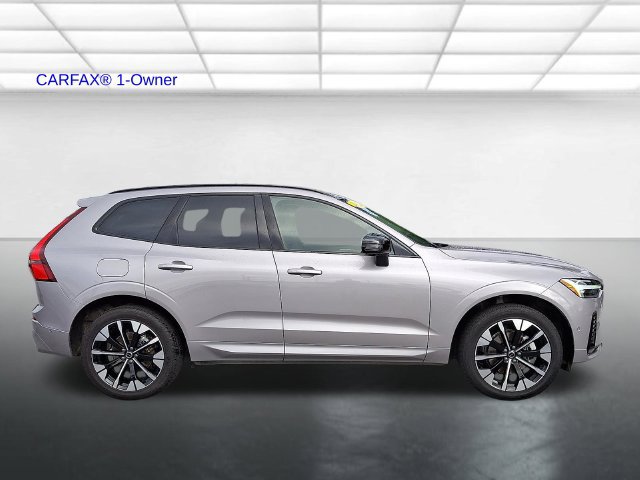 Certified 2026 Volvo XC60 B5 Plus AWD/4WD image 9