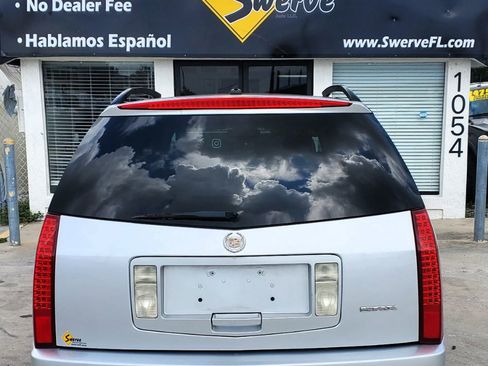 Used 2009 Cadillac SRX 2WD w/ Third Row Seating Package image 12