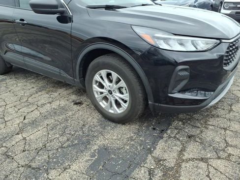 Used 2023 Ford Escape Active AWD/4WD image 4