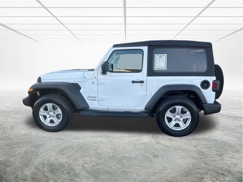 Used 2018 Jeep Wrangler Sport image 7