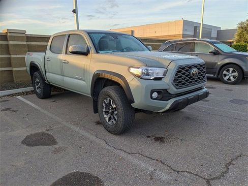 Used 2023 Toyota Tacoma 4x4 Double Cab image 5