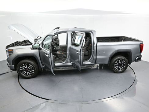 Used 2025 GMC Sierra 1500 AT4 w/ AT4 Premium Package AWD/4WD image 43