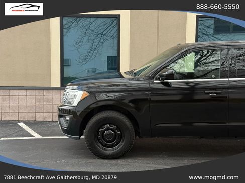 Used 2018 Ford Expedition XL w/ Fleet Convenience Package AWD/4WD image 9