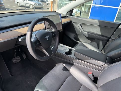 Used 2021 Tesla Model Y 2WD image 21