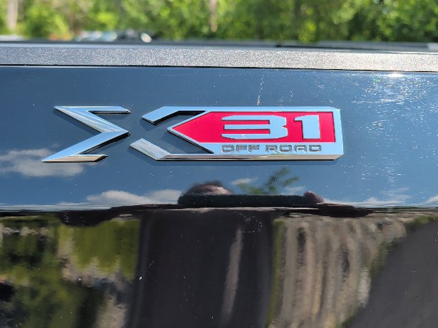 Used 2021 GMC Sierra 1500 Elevation w/ X31 Off-Road Package AWD/4WD image 7