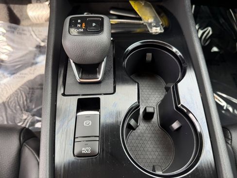 Used 2023 Nissan Rogue SV w/ SV Premium B Package image 27