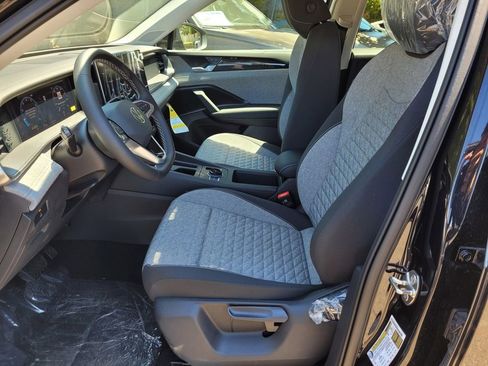 New 2025 Volkswagen Tiguan S image 6