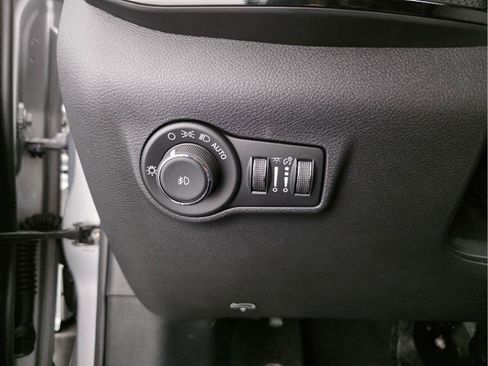 New 2026 Jeep Compass Limited AWD/4WD image 34