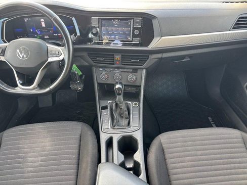 Used 2022 Volkswagen Jetta S image 11