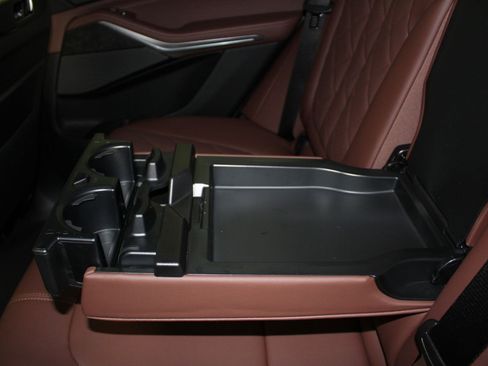 New 2026 BMW X5 xDrive40i w/ Climate Comfort Package image 23