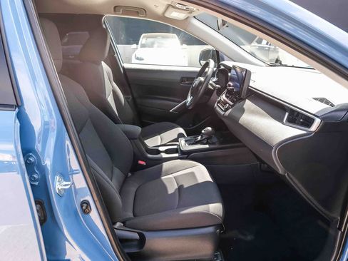 Certified 2026 Toyota Corolla Cross LE FWD image 18