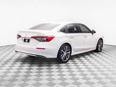 Used 2023 Honda Civic Touring image 5