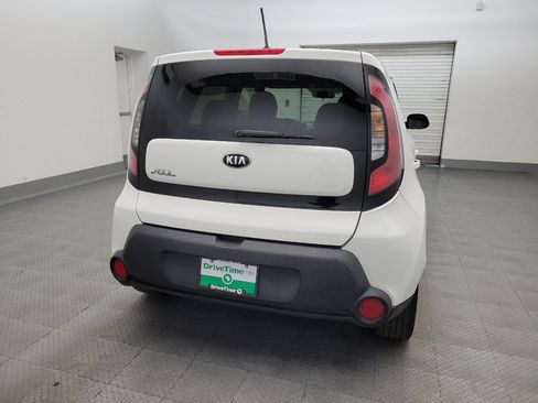 Used 2015 Kia Soul + FWD image 7