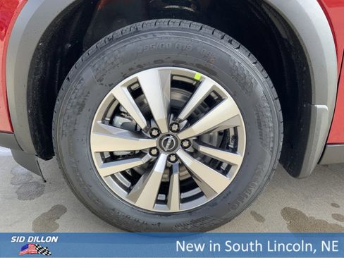 New 2026 Nissan Pathfinder SL image 11