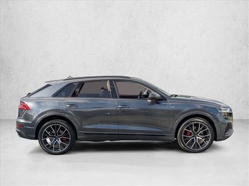 Used 2019 Audi Q8 Prestige w/ Luxury Package AWD/4WD image 4