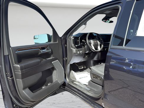 Used 2022 GMC Sierra 1500 Elevation AWD/4WD image 24