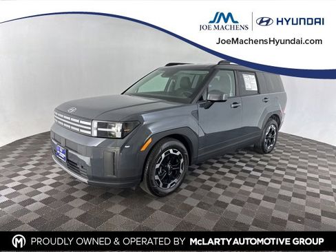 Used 2025 Hyundai Santa Fe SEL image 3