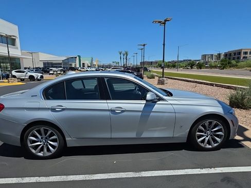Used 2017 BMW 330e RWD image 7