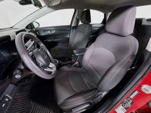 Used 2021 Kia Forte LXS FWD image 12