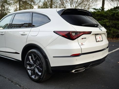 Used 2023 Acura MDX A-Spec image 7