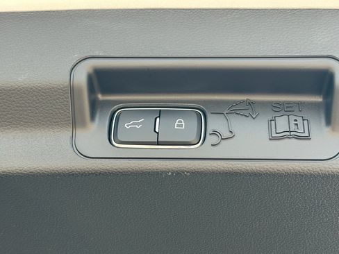 New 2026 Ford Explorer Active AWD/4WD image 37