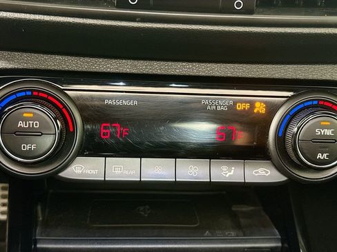 Used 2022 Kia Forte GT image 16