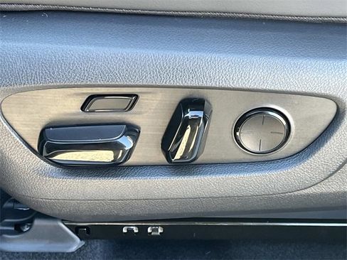 New 2026 Lexus RX 350 AWD image 25