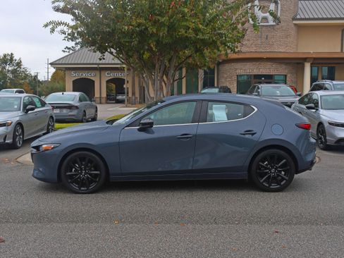 Used 2024 MAZDA MAZDA3 s image 2