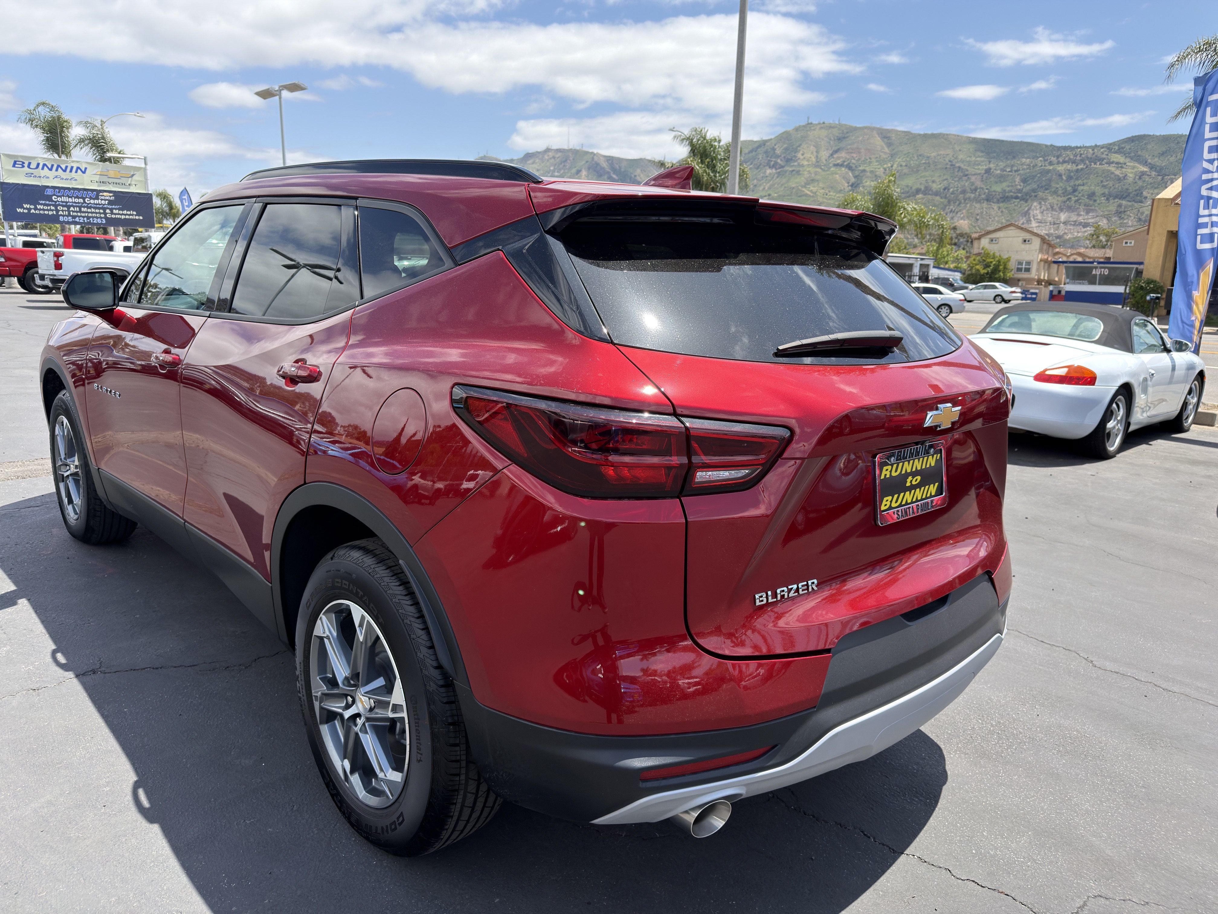New 2025 Chevrolet Blazer LT w/ Convenience Package FWD image 6