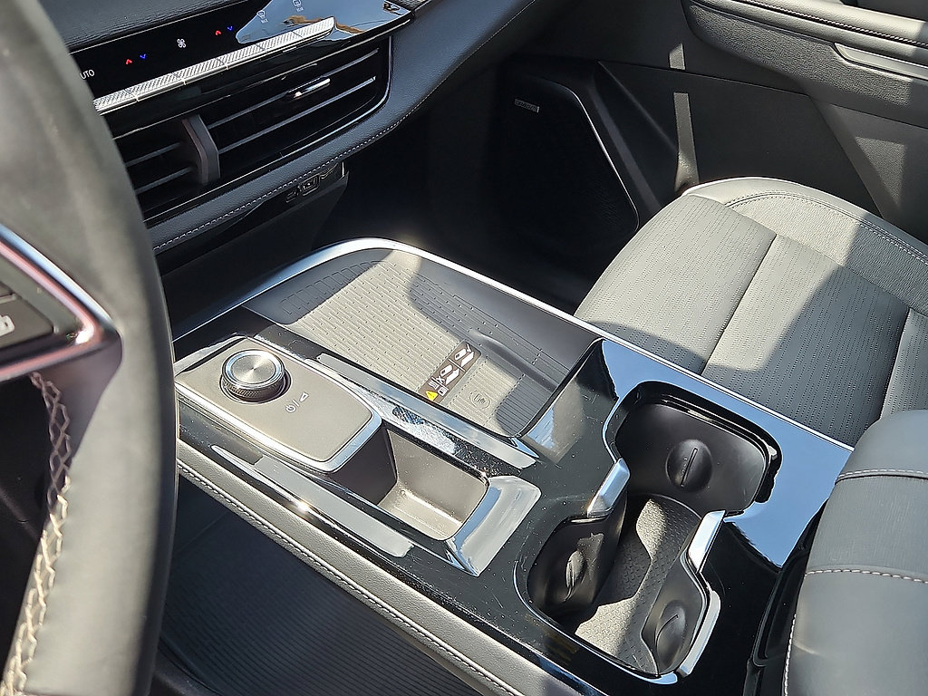 Used 2026 Buick Enclave Sport Touring FWD image 20