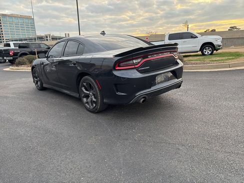 Used 2019 Dodge Charger GT image 4