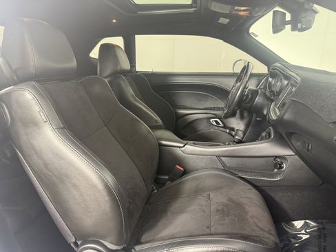 Used 2020 Dodge Challenger GT w/ Plus Package image 10