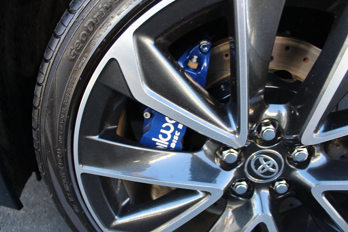 Used 2019 Toyota Corolla XSE FWD image 14