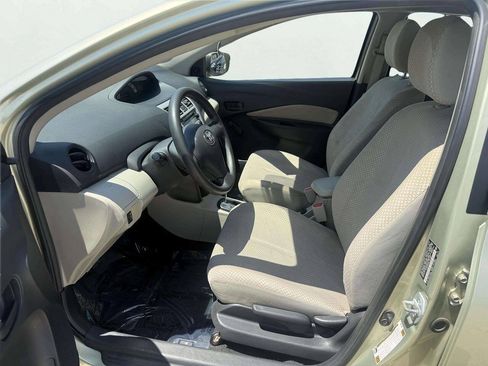 Used 2008 Toyota Yaris S FWD image 10