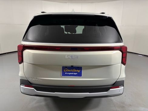 New 2026 Kia Carnival EX FWD image 7