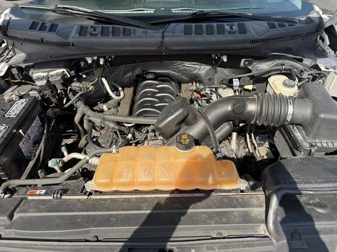 Used 2017 Ford F150 XLT w/ XTR Package image 25