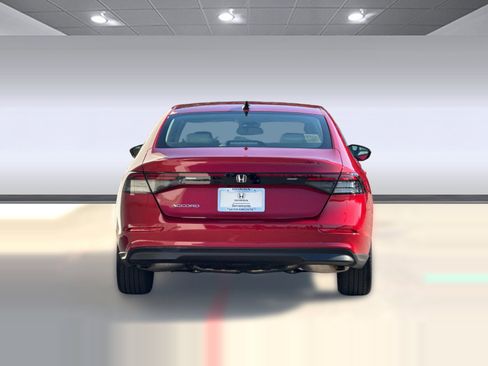 Certified 2025 Honda Accord SE image 10