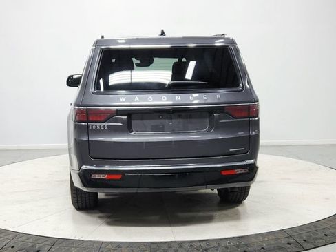 Used 2024 Jeep Wagoneer Series II image 6