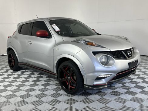 Used 2014 Nissan Juke NISMO w/ Navigation Package FWD image 2