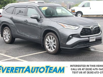 Used 2021 Toyota Highlander Limited
