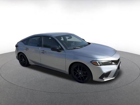 Used 2024 Honda Civic Sport image 2