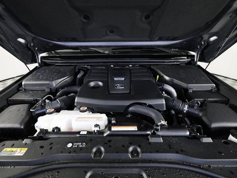 Used 2025 Lexus GX 550 image 46