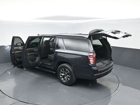 Used 2022 Chevrolet Suburban Z71 image 60