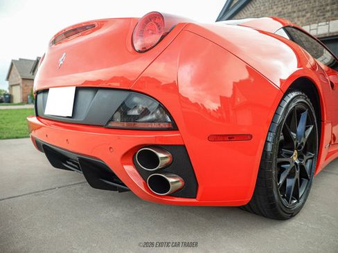 Used 2012 Ferrari California image 68